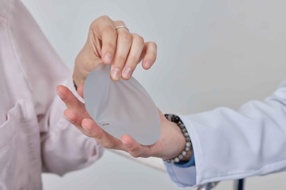 Prothèse mammaire à Heyrieux